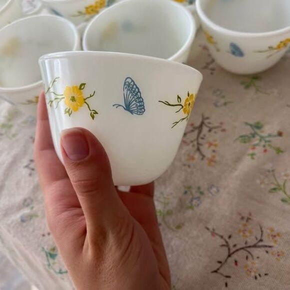 Pyrex Flirtation Coffee Tea Cups 7 White Yellow Blue Butterfly Floral Milk Glass - Picture 6 of 7